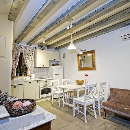 Anja Apartments Šibenik Habitación foto